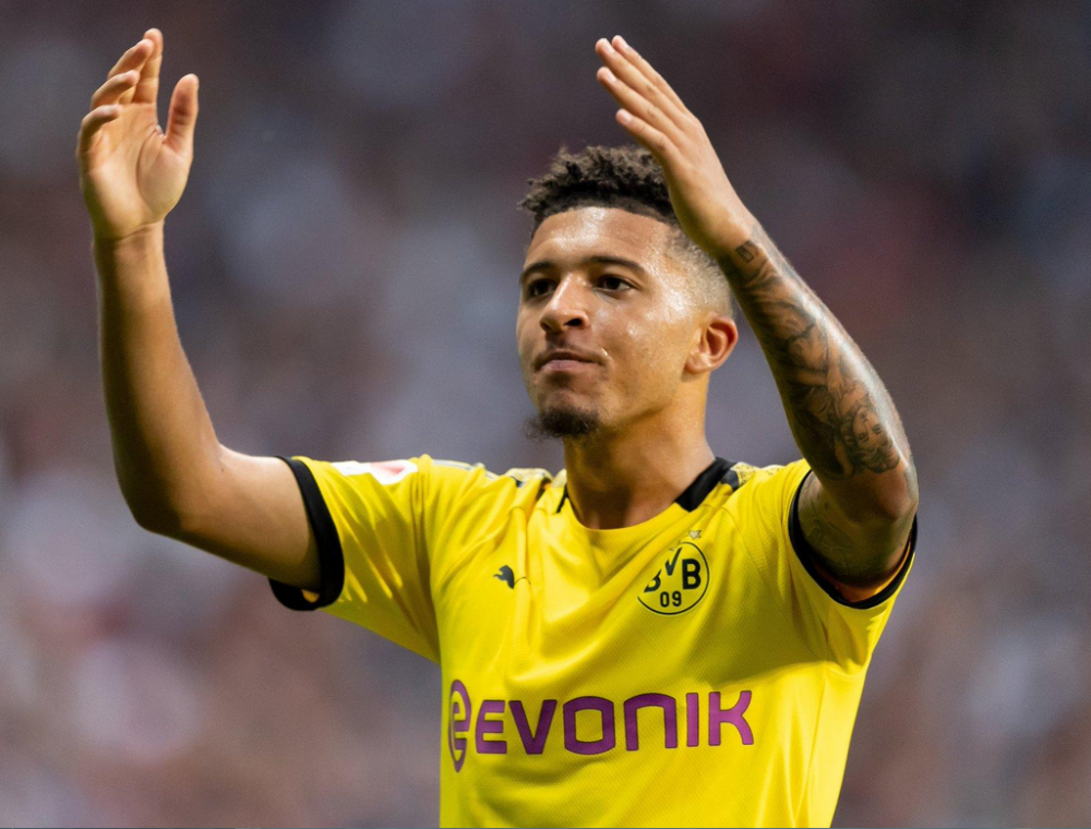 包含重磅！冲刺阶段多特蒙德调整名单以备亚冠字母哥在德国队比赛中惊险取胜，今晨夏洛特黄蜂调整名单以备意甲的词条